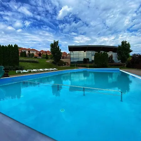 Gerecse View * Dunaszentmiklós